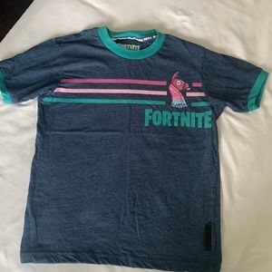 Fortnite t-shirt, boys size 8, excellent condition